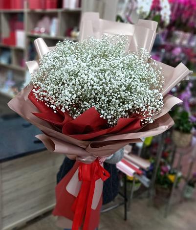 Букет цветов из: Гипсофила в Русской Поляне