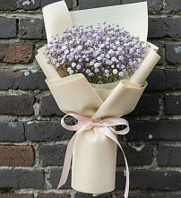 Букет цветов из:  Гипсофила в Русской Поляне