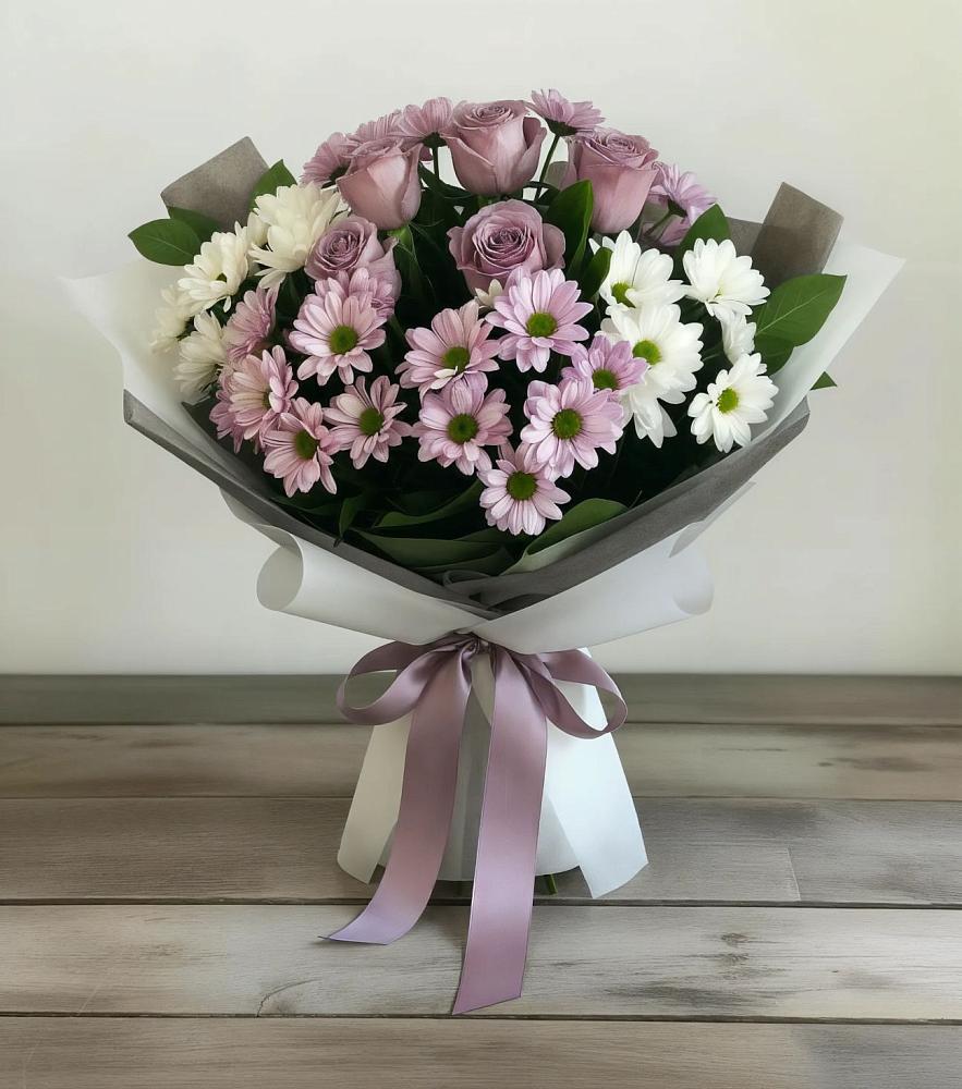 Букет цветов из: Хризантемы и Розы в Русской Поляне