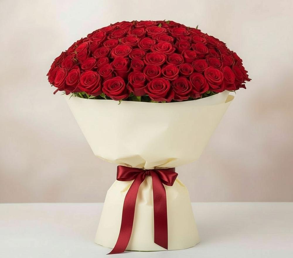 Букет 101 Красная роза Милано в Русской Поляне