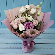 Букет цветов из:  Розы и Лизиантусы #REPLACE_PRED# Русской Поляне