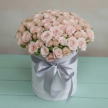 Цветочная композиция из Розы в шляпной коробке #REPLACE_PRED# Русской Поляне