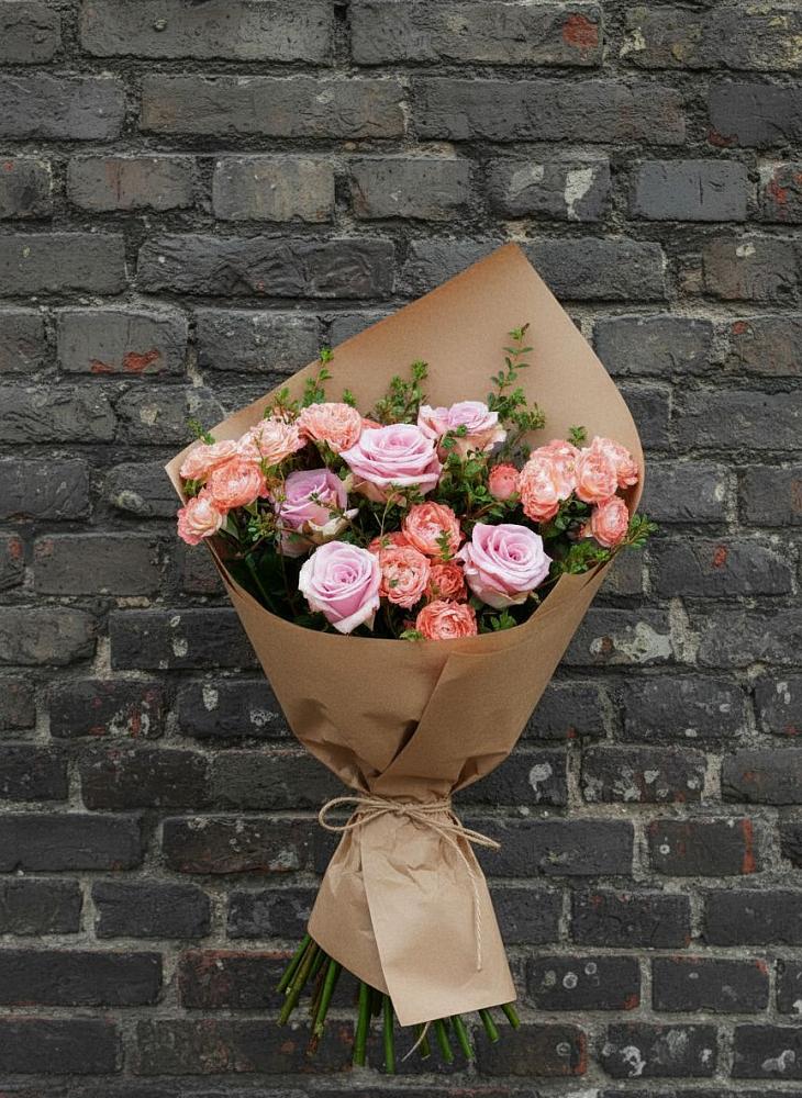 Букет цветов из: Розы в Русской Поляне