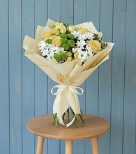 Букет цветов из:  Хризантемы и Розы в Русской Поляне