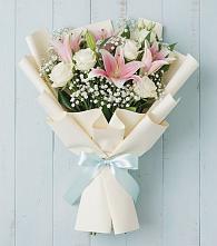 Букет цветов из:  Лилии в Русской Поляне