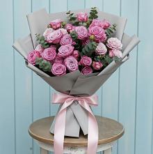 Букет цветов из:  Розы в Русской Поляне